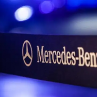 梅赛德斯-奔驰集团开设一家新电池工厂